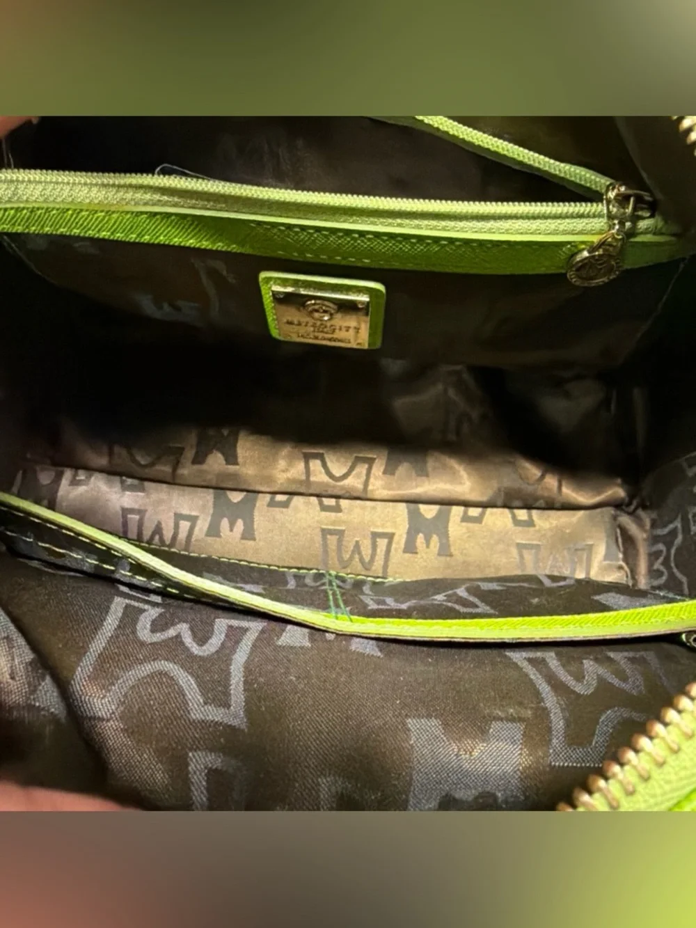Metrocity Italy White‎ Lime Green Quilted Leather Satchel Handbag Gold Hardware